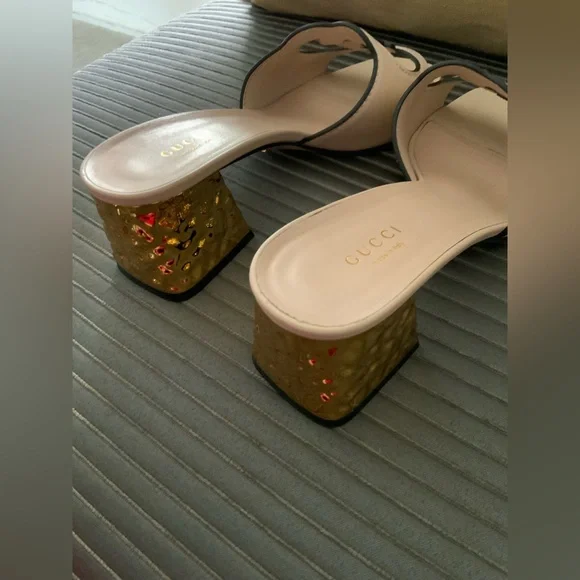 Gucci Cut Classic Leather Sandals Rose sz 38 (8) - Picture 5 of 10